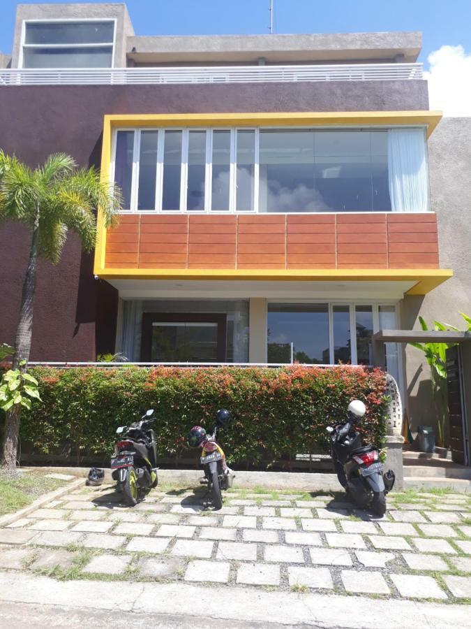 Brielle Guest House Jimbaran Exterior foto